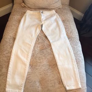 NWOT New York and Company White Jeans